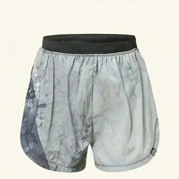 Nike Black and Gray Athletic Shorts for Performance - Picture 2 of 7